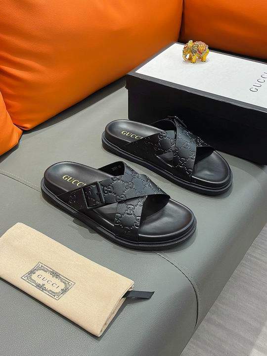 Picture of Gucci Slippers _SKUGuccisz38-45mnh04062445